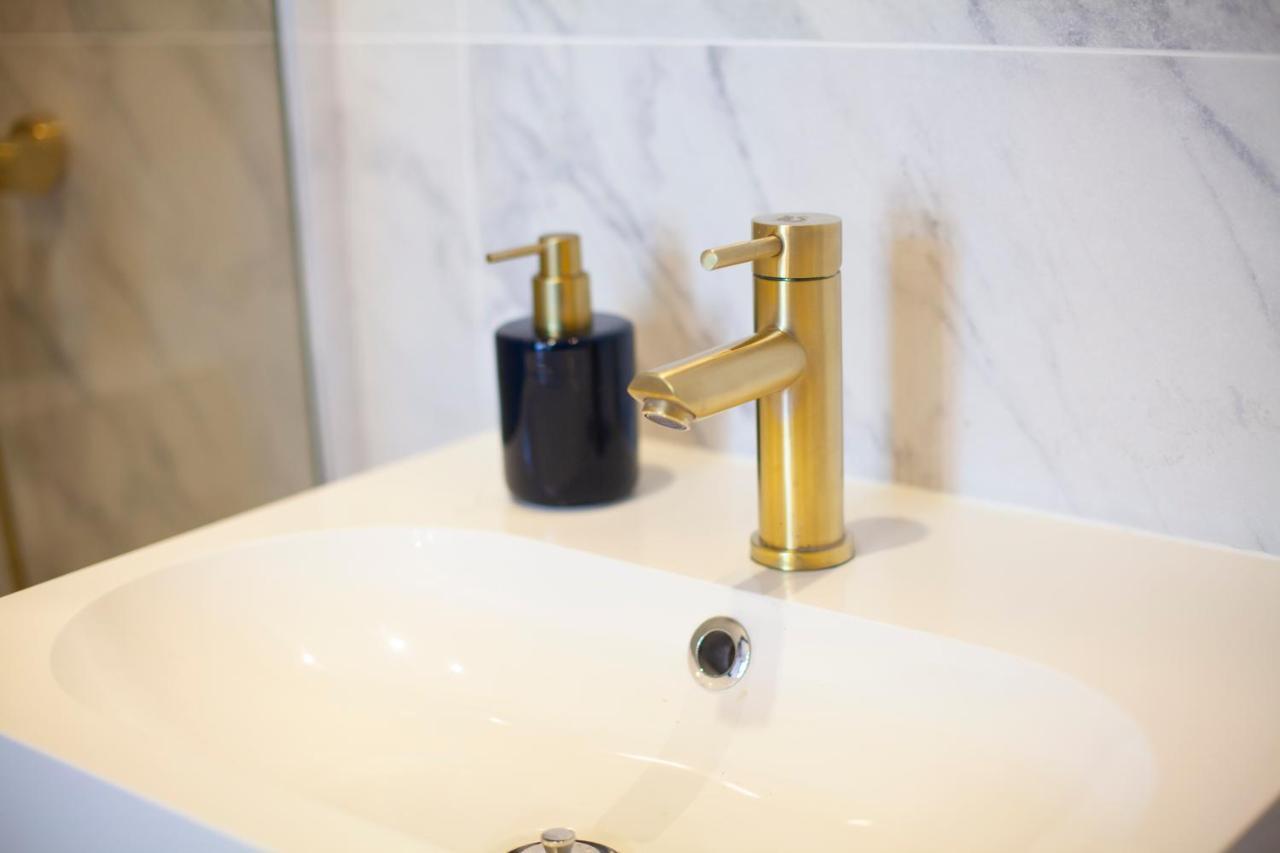 Luxury Suites Meir By Rikas Hotels Antwerpen Bagian luar foto