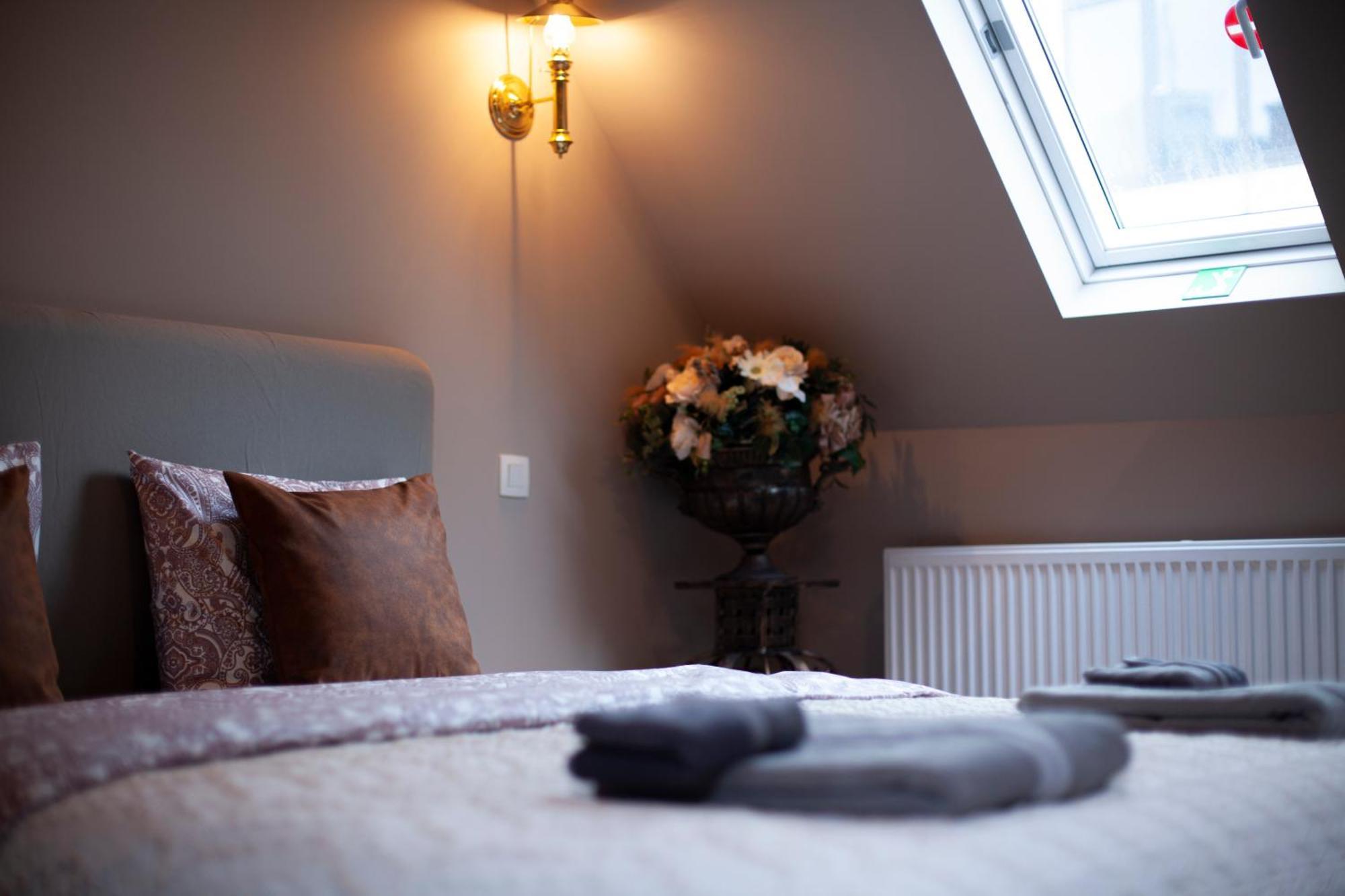 Luxury Suites Meir By Rikas Hotels Antwerpen Bagian luar foto