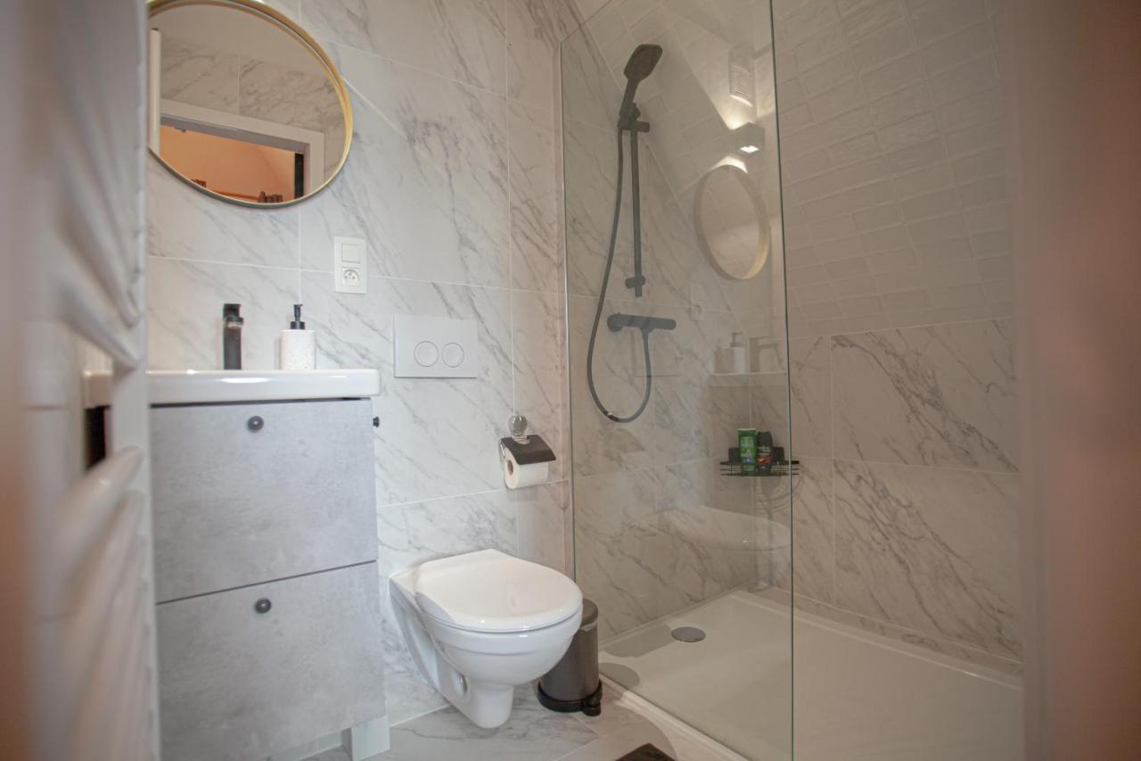 Luxury Suites Meir By Rikas Hotels Antwerpen Bagian luar foto